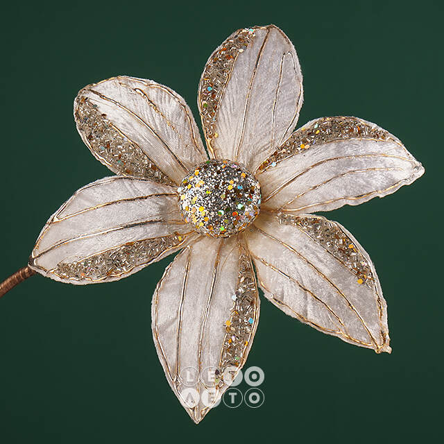 Искусственный цветок Контесса Донати 20 см бежевый, клипса Winter Deco