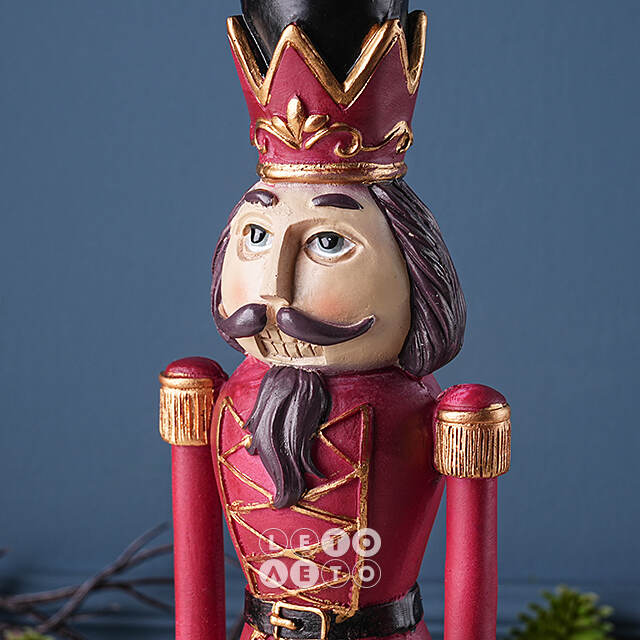 Декоративный подсвечник Щелкунчик - Golden Crown 27 см Boltze