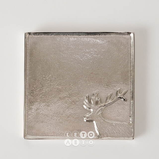 Металлический поднос Deer Majesto 19*19 см Boltze