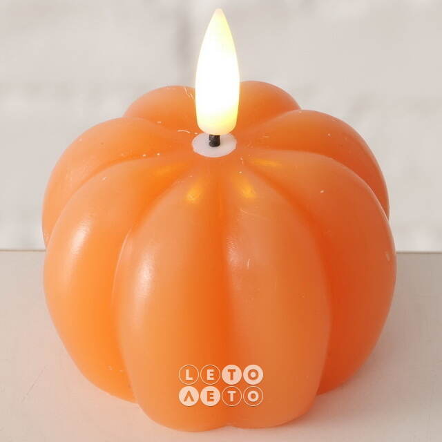 Светодиодная свеча с имитацией пламени Pumpkin 8 см, таймер, на батарейках Boltze