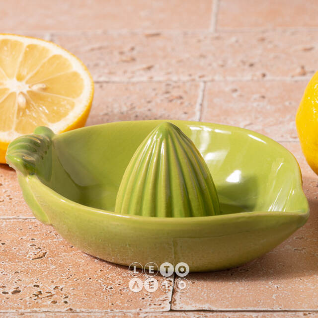 Ручная соковыжималка для цитрусовых Juicy Lame 16 см Boltze