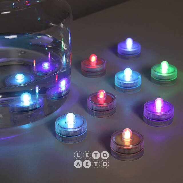 Плавающие светодиодные свечи, 2 шт, разноцветная LED лампа, на батарейках Ideas4Seasons
