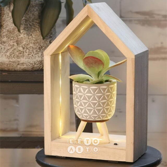 Декоративный светильник Домик Орфея 26 см, на батарейках Ideas4Seasons