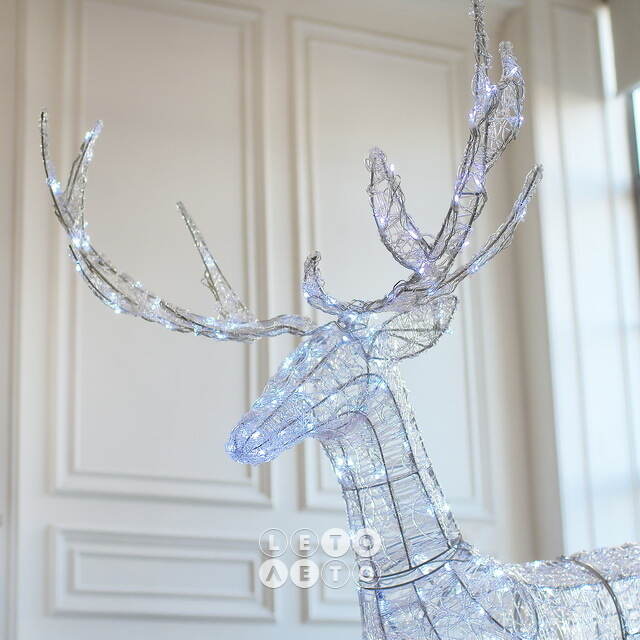Светодиодный олень Зефир 155 см, 300 холодных белых LED ламп, IP44 Winter Deco