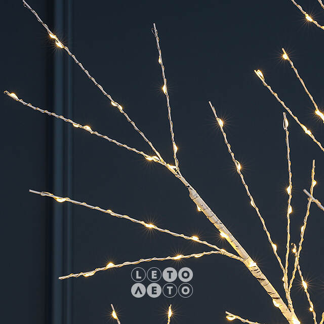 Светодиодное дерево Березка Balbeggi заснеженное 210 см, 750 теплых белых LED ламп, IP44 Winter Deco