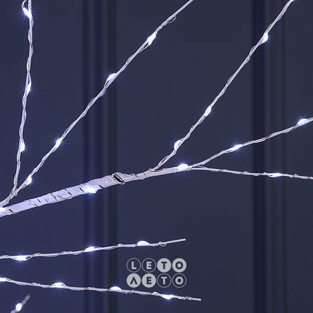 Светодиодное дерево Березка Balbeggi заснеженное 210 см, 750 холодных белых LED ламп, IP44 Winter Deco