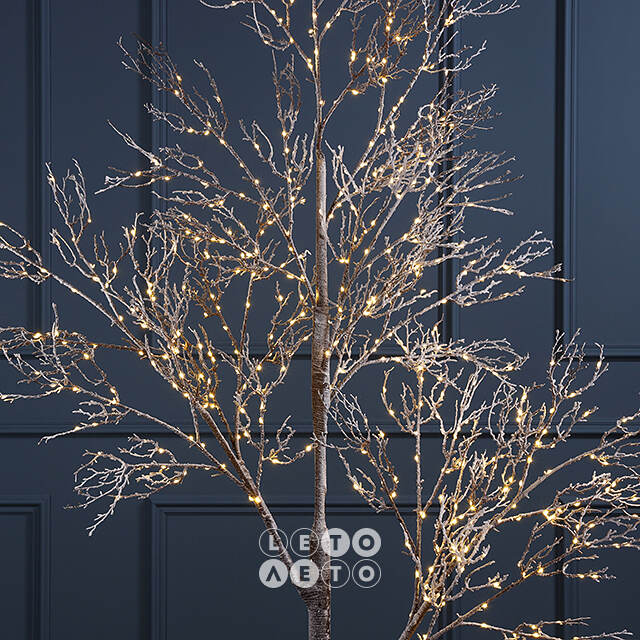Светодиодное дерево Williton заснеженное 210 см, 550 теплых белых LED ламп, IP44 Winter Deco