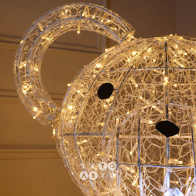 Светодиодный медведь Стабби 120 см, 584 теплых белых LED ламп, IP67 Winter Deco