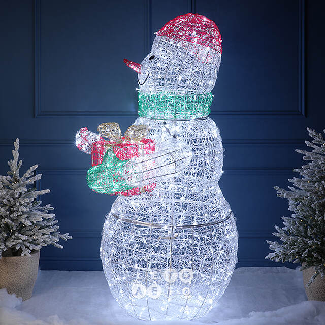 Светодиодная фигура Снеговик с Подарками 180 см, 1000 холодных белых LED ламп с мерцанием, IP67 Winter Deco