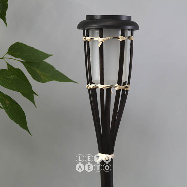 Садовый фонарь на солнечной батарее Solar Bamboo - Black 65 см, с эффектом живого пламени, IP44 Koopman