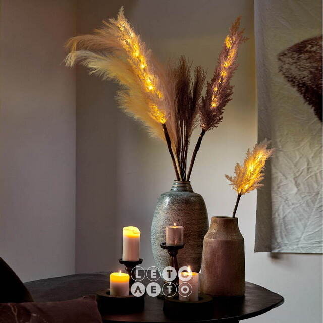 Светящаяся ветка для декора Pampas Cream 70 см, теплые белые LED, на батарейках Kaemingk