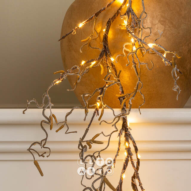 Светящаяся ветка - гирлянда Sparkling Hazel 120 см, 80 теплых белых LED ламп, на батарейках, IP44 Kaemingk