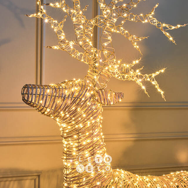 Светящийся олень Golden horns 180 см, 1320 теплых белых LED ламп, таймер, IP44 Kaemingk