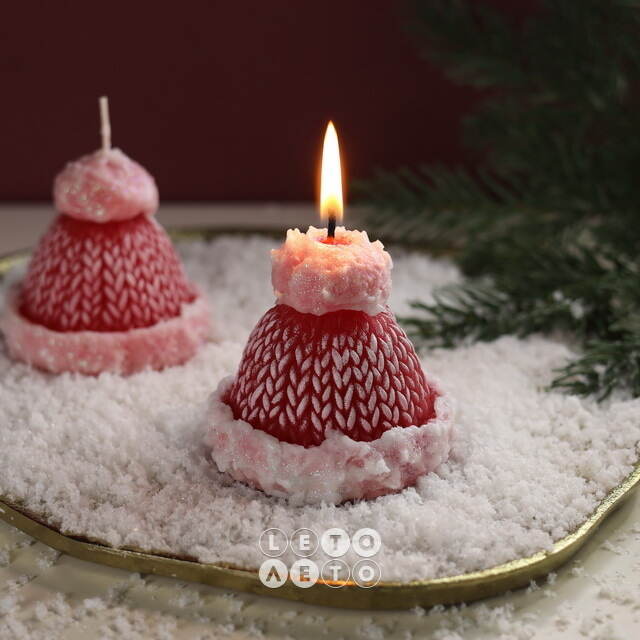 Новогодняя свеча Шапочка - Warm Christmas 7 см Омский Свечной