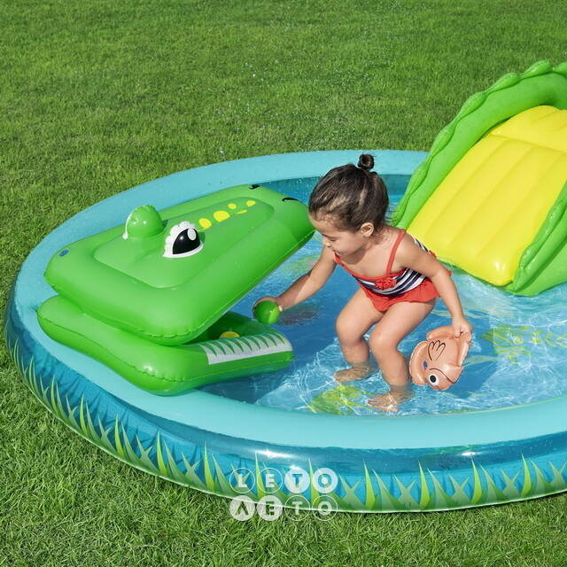 Игровой центр Crocodile Cove 224*181*72 см, с горкой и фонтаном, клапан Bestway