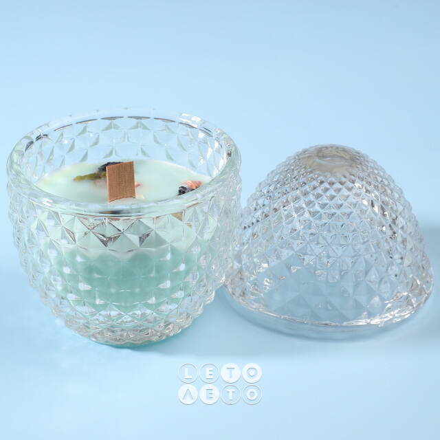 Ароматическая свеча Flora - Waterlily&Rose 12 см, 20 часов горения EDG