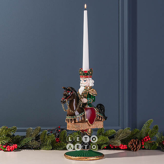 Декоративный подсвечник Щелкунчик - Prince Theodore Christmas 33 см зеленый EDG