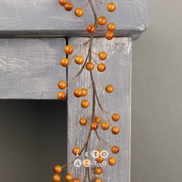 Декоративная гирлянда Amber Berries 130 см Kaemingk