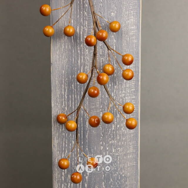 Декоративная гирлянда Amber Berries 130 см Kaemingk