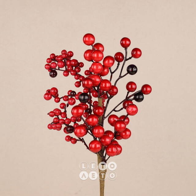 Декоративная ветка с ягодами Сильвия 35 см Christmas Deluxe
