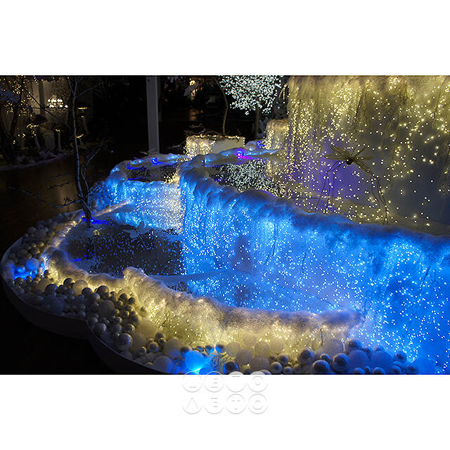 Гирлянда Лучи Росы 10*1 м, 125 синих MINILED ламп, серебряная проволока BEAUTY LED