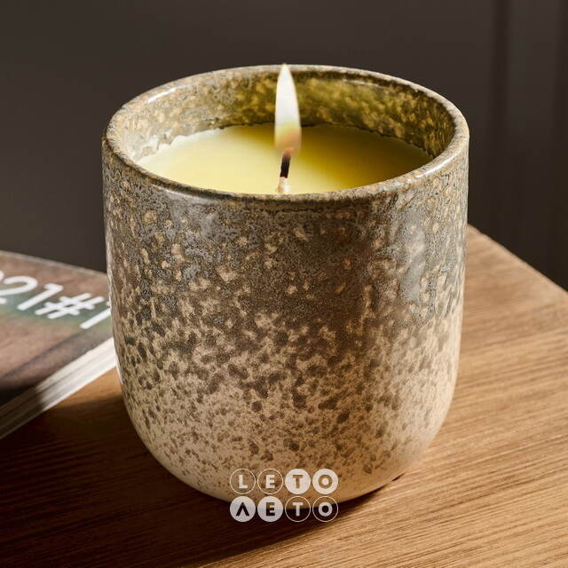 Ароматическая свеча в стакане Verona - Oud Wood 9 см Koopman (Купман)