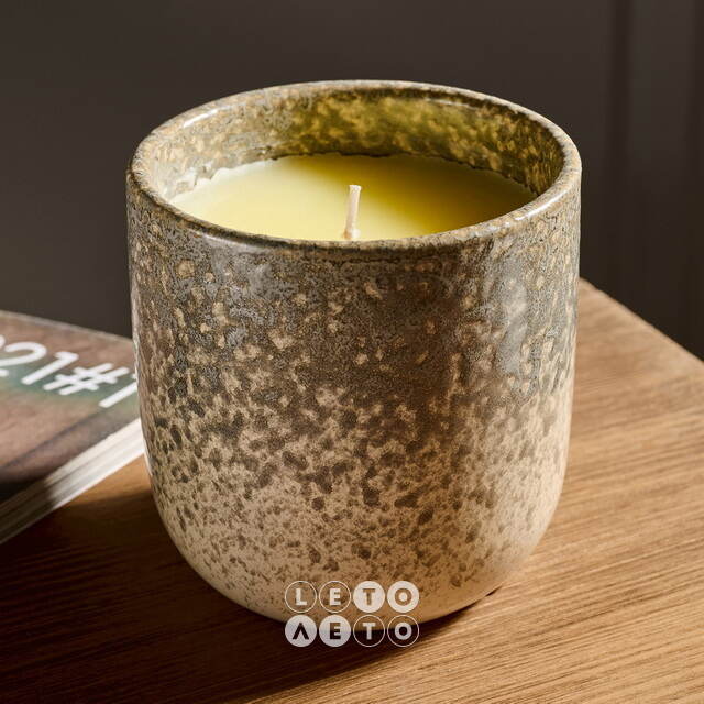Ароматическая свеча в стакане Verona - Oud Wood 9 см Koopman (Купман)