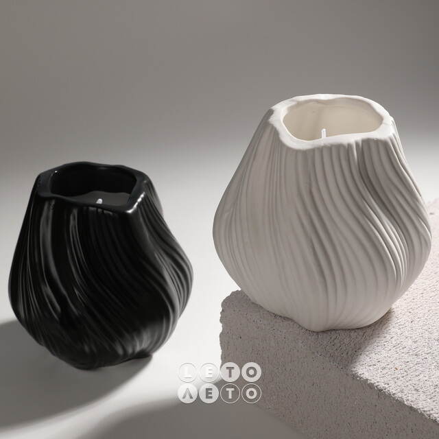 Свеча в стакане Flourish 9 см белая Koopman