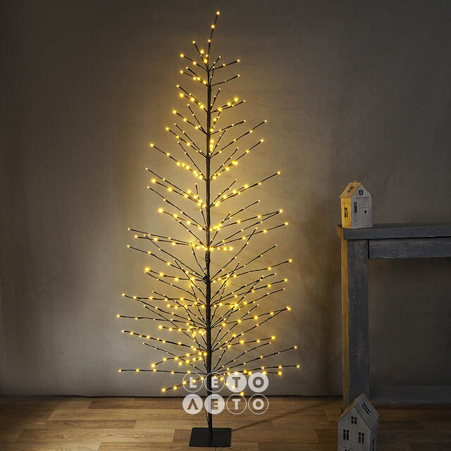 Светодиодное дерево Madison 180 см, 320 теплых белых LED ламп, IP44 Koopman