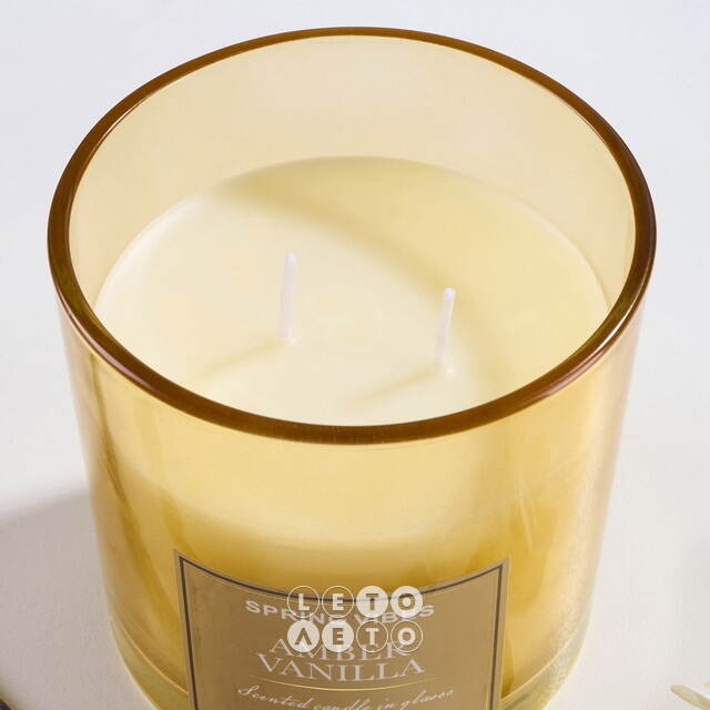 Ароматическая свеча Melania - Amber Vanilla 10 см, в стеклянном стакане Koopman (Купман)