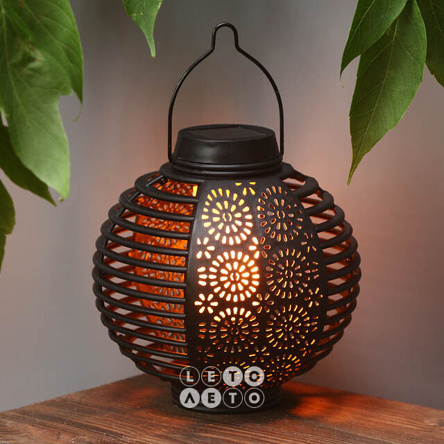 Садовый светильник на солнечной батарее Solar Remolino 15*15 см, IP44 Koopman