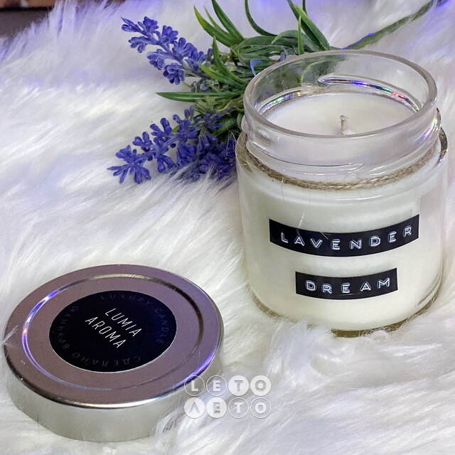 Ароматическая соевая свеча Lavender Dream, 40 часов горения Lumia Aroma