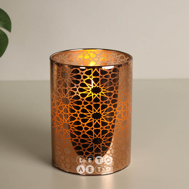 Светодиодная свеча в стакане Bronzetta 10 см, на батарейках Peha