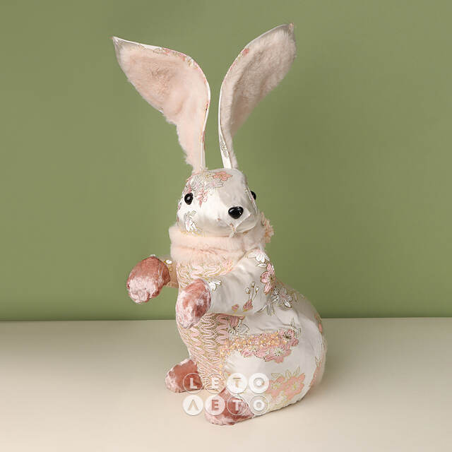 Декоративная фигура Gorgeous Easter - Пасхальный Зайка Флори 37 см Goodwill