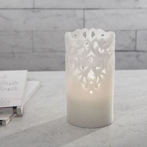 Восковая LED свеча на батарейках Клара 15*8 см белая