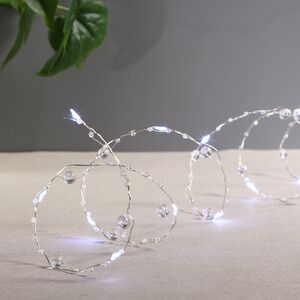 Светодиодная гирлянда на батарейках Льдинки, 2 м, 20 холодных белых LED ламп, серебряная проволока, контроллер, IP20 Serpantin фото 2