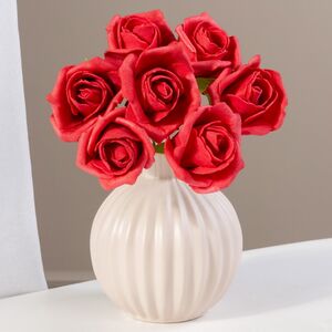 Искусственные розы для декора Лолита 18 см, 7 шт, алые Ideas4Seasons (Идеас Фор Сезонс) фото 1