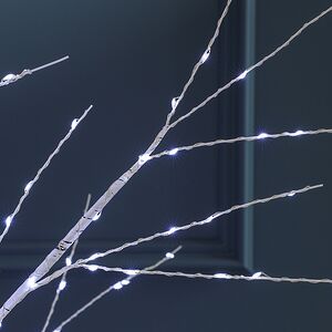 Светодиодное дерево Березка Balbeggi заснеженное 150 см, 400 холодных белых LED ламп, IP44 Winter Deco фото 8