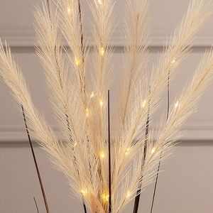 Светящаяся ветка для декора Cream Rush 70 см, теплые белые LED лампы, на батарейках Kaemingk фото 3