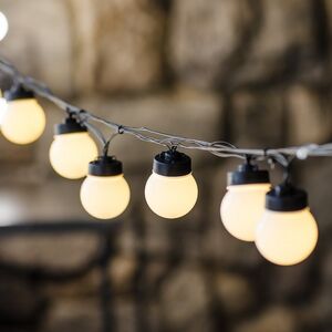Гирлянда из лампочек Мона 20 ламп, теплые белые LED, 9.5 м, черный ПВХ, IP44