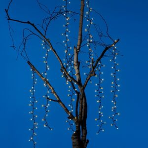 Гирлянда на дерево Каскад 80 см*18 шт, 576 теплых/экстра теплых LED ламп, черный ПВХ, IP44 Kaemingk фото 3