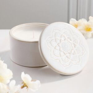 Ароматическая свеча Vanilla Gourveau 10 см, в фарфоровом стакане Koopman фото 4