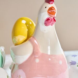 Пасхальная фигурка Курочка Розалинда 13 см розовая Koopman фото 3
