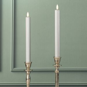 Столовая светодиодная свеча с имитацией пламени Softness 25 см серебряная, 2 шт с пультом, таймер, на батарейках