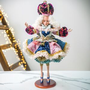 Коллекционная кукла Девочка Руффало из Страны Чудес 56 см